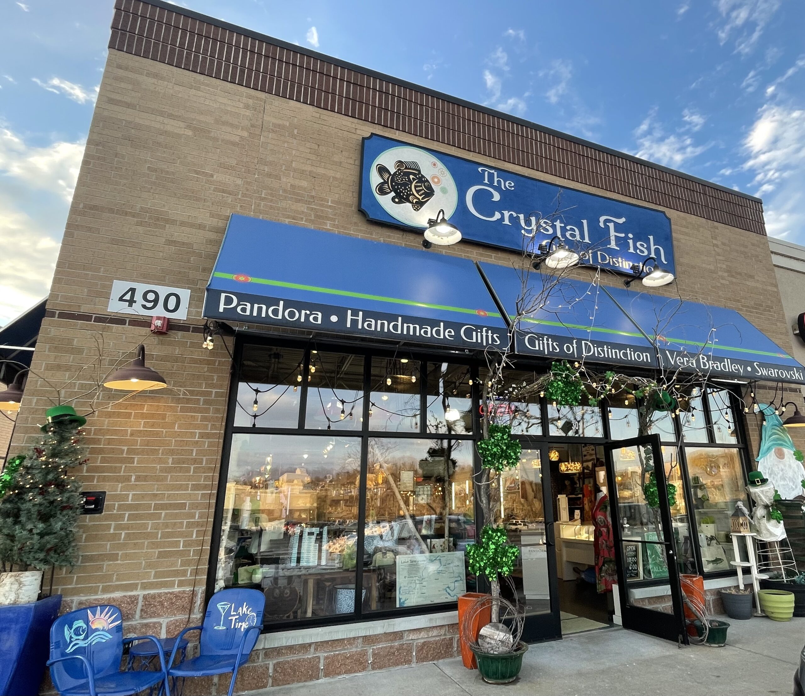 Crystal Fish Gifts — Gifts of Distinction in Branson, Missouri