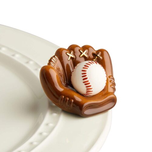 BASEBALL MITT