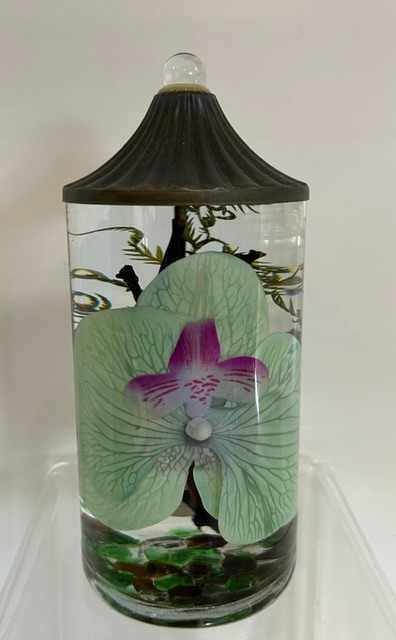 CYL SHORT UNIQUE GREEN ORCHID